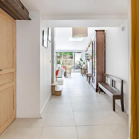 빌라 Grande Maison Familiale De Charme, 7 Chambres, Coeur De Laval, Jusqu'a 10 Pers *