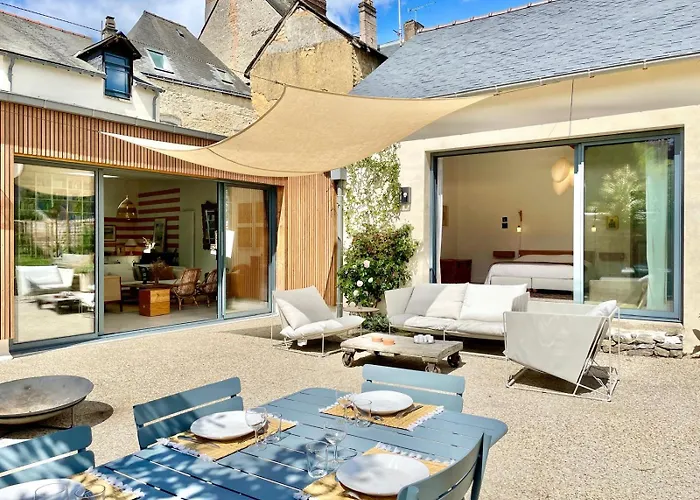 Grande Maison Familiale De Charme, 7 Chambres, Cœur De Laval, Jusqu'à 10 Pers Villa Laval (Mayenne)