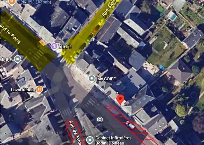 Grande Maison Familiale De Charme, 7 Chambres, Cœur De Laval, Jusqu'à 10 Pers Villa *